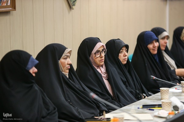 تجلیل از بانوان فعال قرآنی