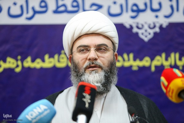 نشست هم‌اندیشی فعالیت‌های حفظ قرآن