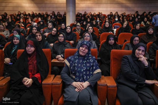 مراسم گرامیداشت میلاد حضرت فاطمه(س)، هفته زن و روز مادر به همت کارگروه امور زنان و خانواده جهاددانشگاهی