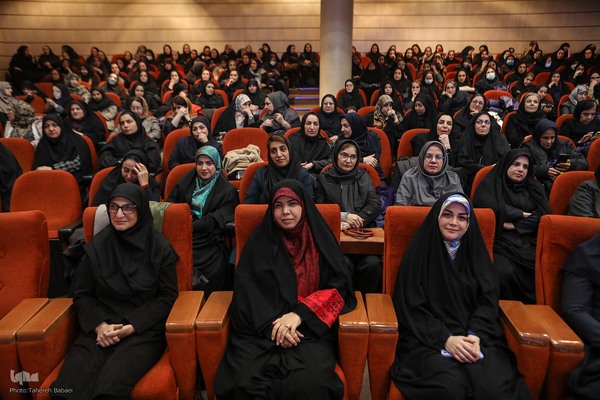 مراسم گرامیداشت میلاد حضرت فاطمه(س)، هفته زن و روز مادر به همت کارگروه امور زنان و خانواده جهاددانشگاهی