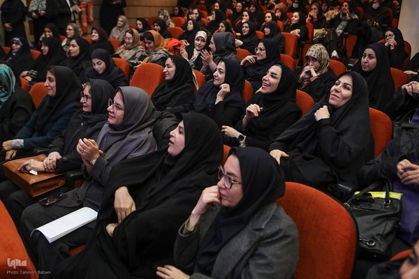 مراسم گرامیداشت میلاد حضرت فاطمه(س)، هفته زن و روز مادر به همت کارگروه امور زنان و خانواده جهاددانشگاهی