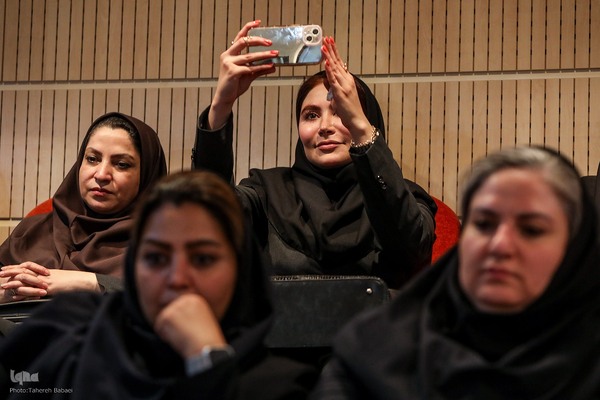 مراسم گرامیداشت میلاد حضرت فاطمه(س)، هفته زن و روز مادر به همت کارگروه امور زنان و خانواده جهاددانشگاهی