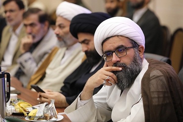 آیین رونمایی از موسوعه معارف شیعه در مجمع جهانی اهل‌بیت(ع)