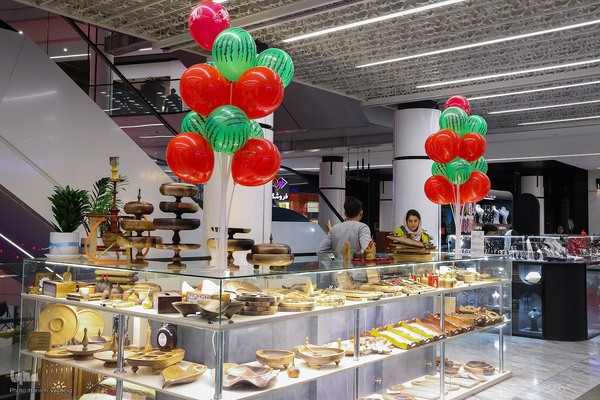 حال و‌ هوای یلدایی اصفهان