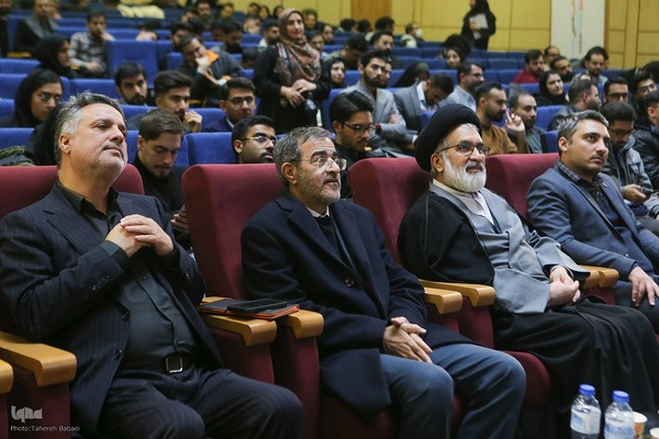 مراسم اختتامیه مسابقات مناظره دانشجویی سلامت