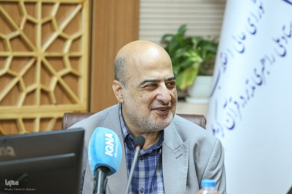 محمدجواد نعمت‌الهی، قاری و حافظ کل قرآن در مراسم تحیت