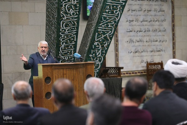 مراسم «عَلَم در امتداد قَلَم»