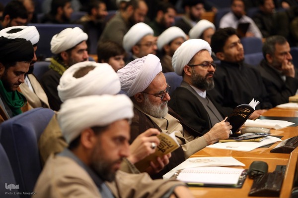 کنگره بین‌المللی «استاد فکر»