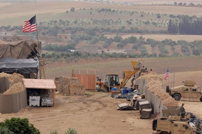 Une base américaine en Syrie attaquée Une base américaine en Syrie attaquée